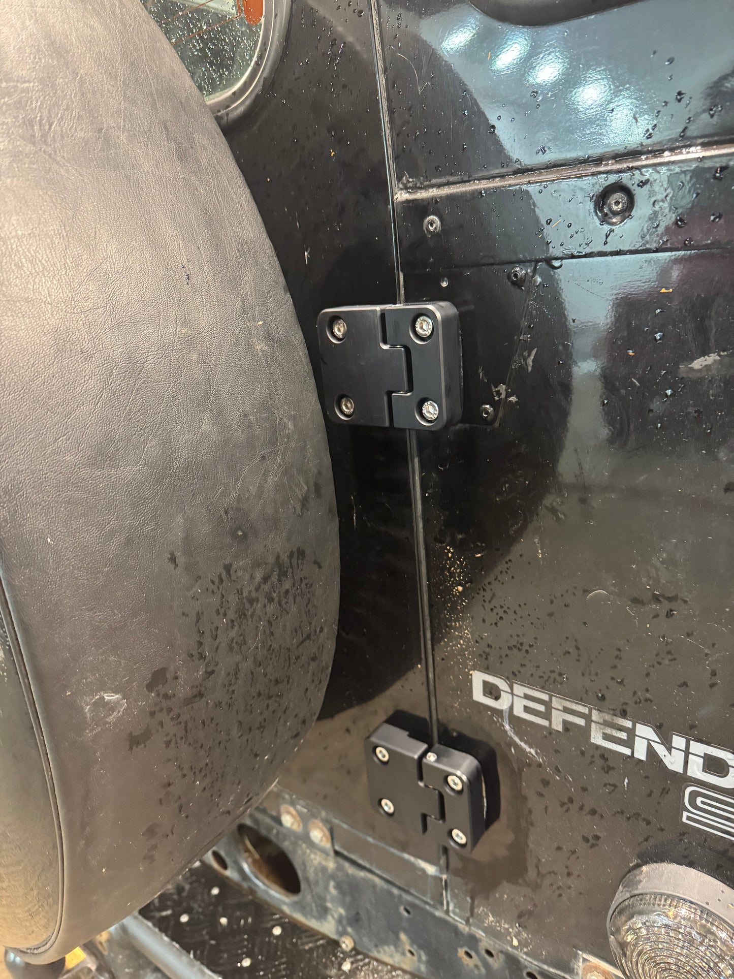 Defender Swing-away 90/110 Billet Rear Door Hinges Black