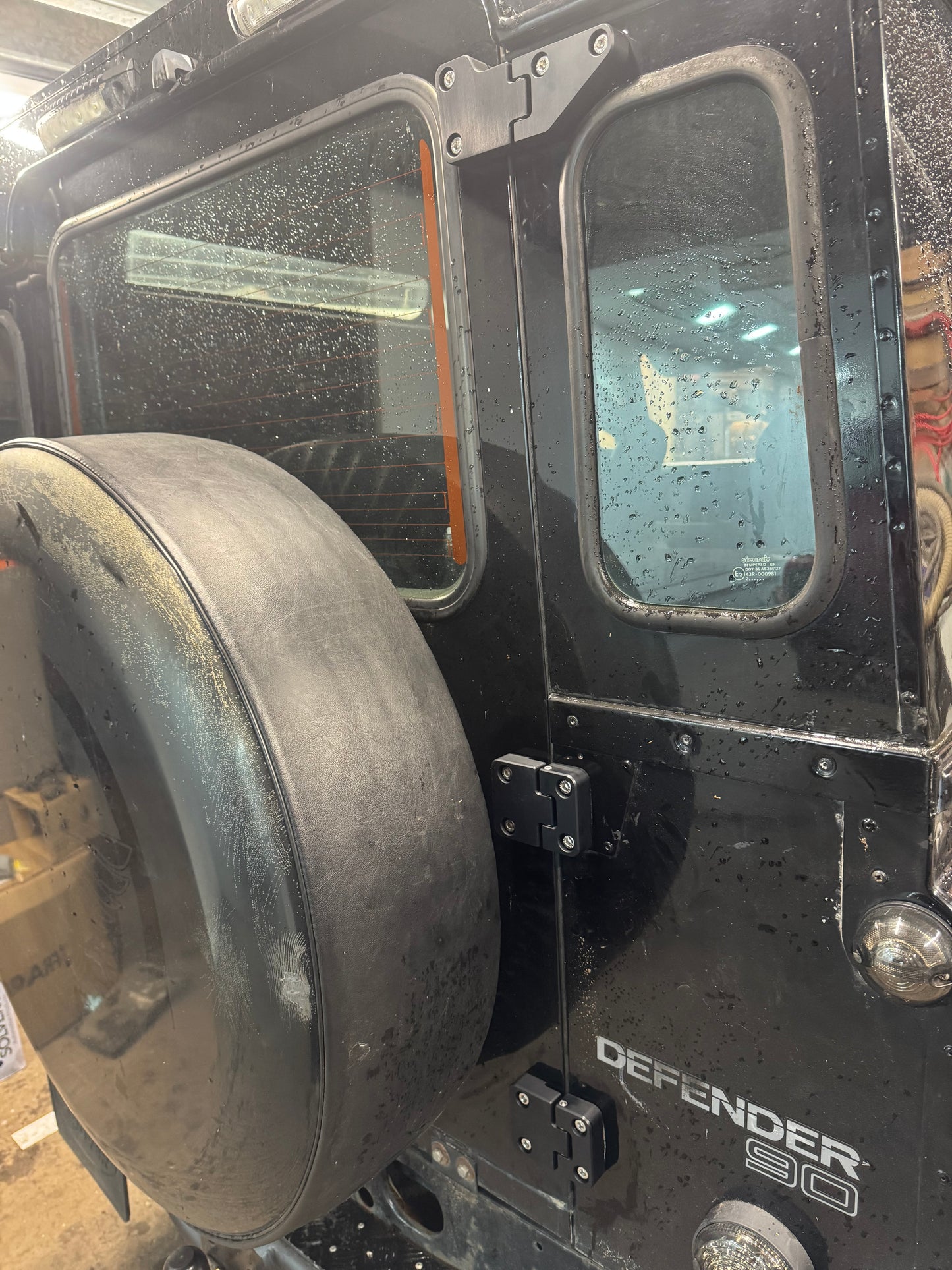 Defender 90/110 Billet Rear Door Hinges Black