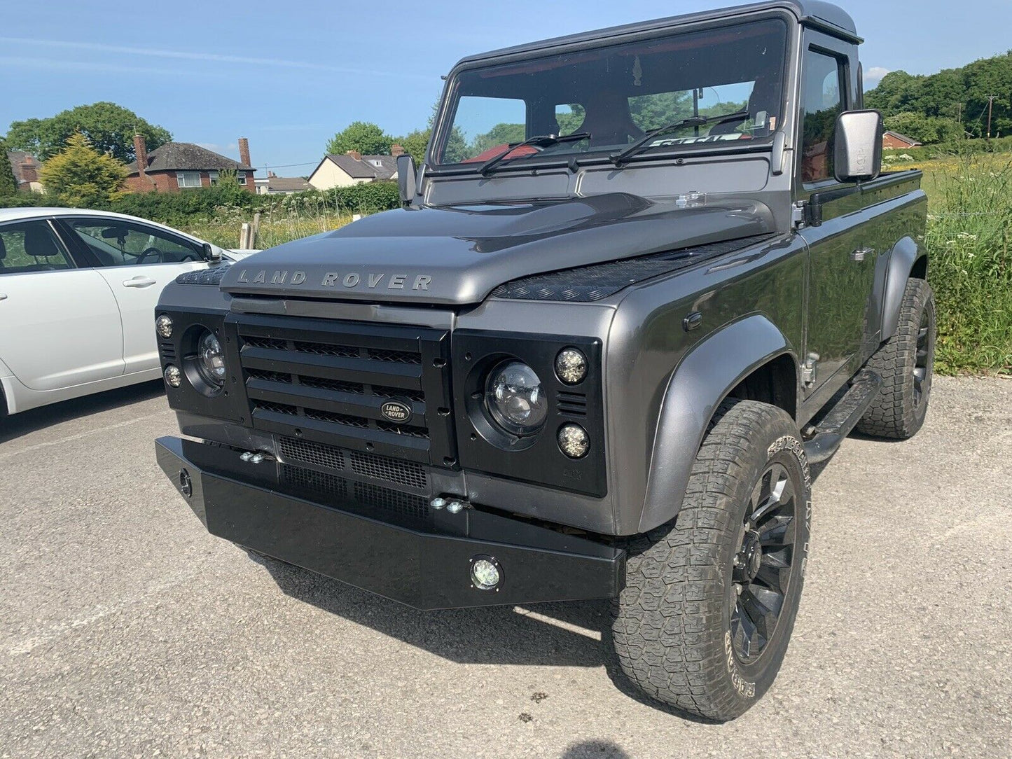 Land Rover Defender HD DRL Bumper